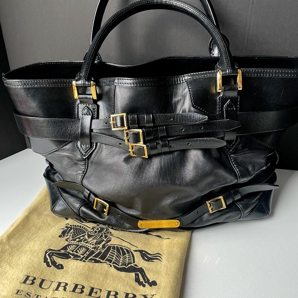 Burberry Black Leather Shoulder Bag